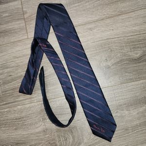 Oscar de la renta tie
